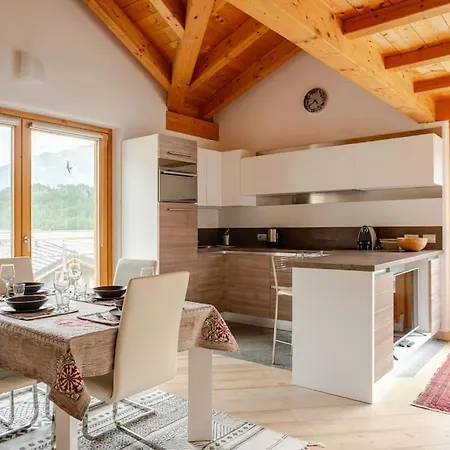 アパート Cancano Premadio