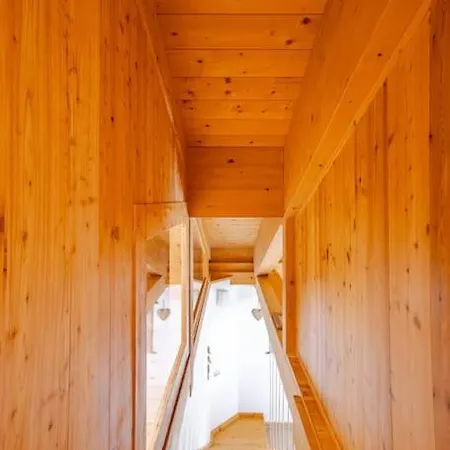 アパート Cancano Premadio